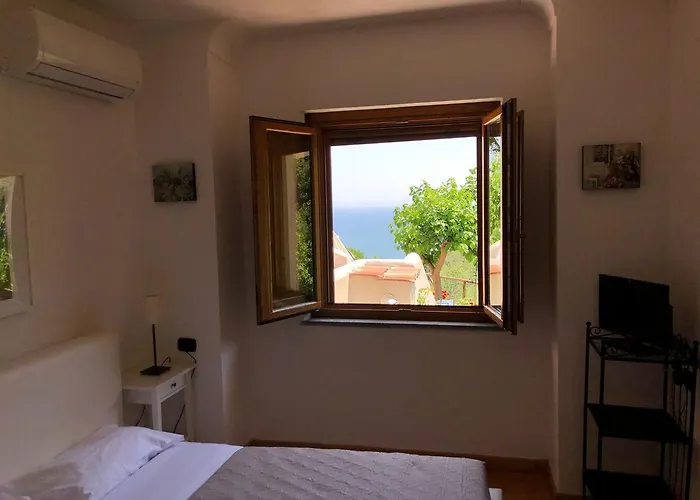 Costa Di Amalfi Vietri