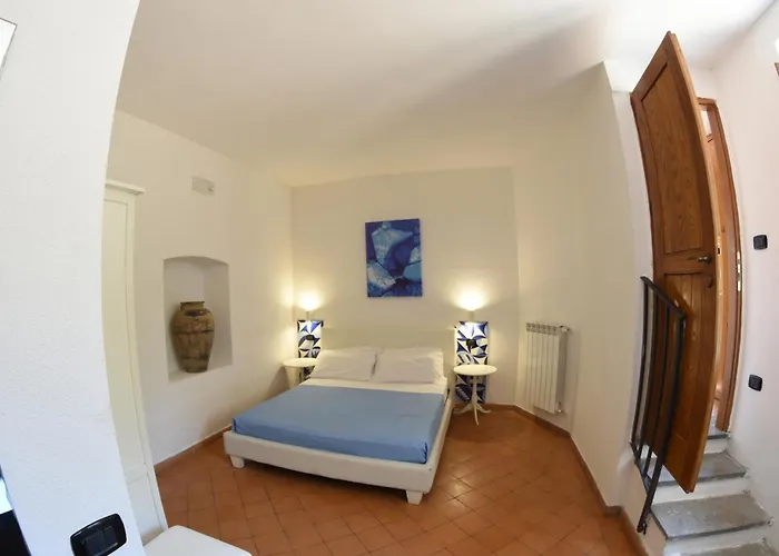 Costa Di Amalfi Виетри